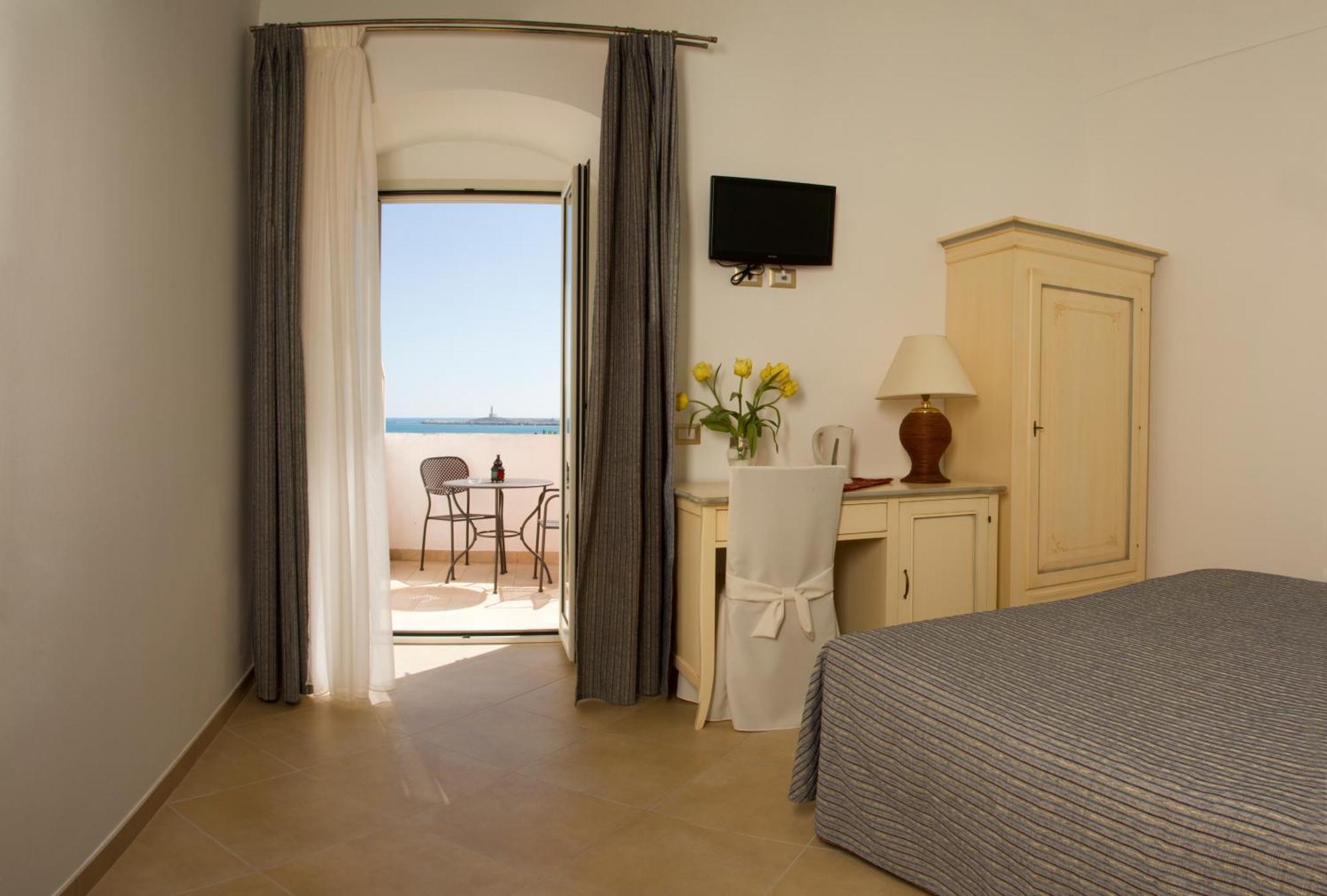 Double Room Balcony Sea View
